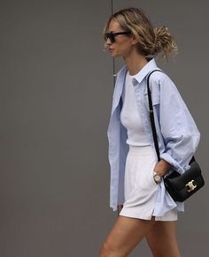 Looks Com Short, Style Parisienne, Walking Down The Street, Europe Outfits, Casual Chique, Neue Outfits, Ootd Style, Mode Inspo, Looks Chic