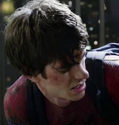 the amazing spider - man is getting ready to face off with his friend in this scene