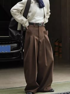 UOOZÉE 대학생 스타일, Color Wide Leg Pants, White Coffee, Mode Inspiration, Character Outfits, Look Cool, Pants Outfit, Leg Pants, Fashion Inspo Outfits