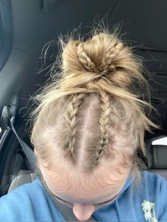 Dutch braid messy bun hairstyle Braid Into Messy Bun, Lacrosse Hairstyles, Lax Hair, Camp Hairstyles, Simple Volleyball Hairstyles, Basketball Hair, Sporty Hair, Cute Volleyball Hairstyles, Soccer Hairstyles