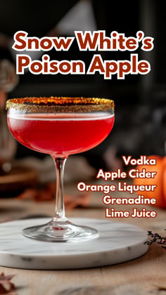 Snow White's Poison Apple Snow Whites Poison Apple, Poison Apple Cocktail Recipe, Poison Apple Cocktail, Apple Juice Cocktail, Spooky Cocktails, Edible Gold Glitter, Edible Cocktails, Apple Cider Cocktail, Apple Cocktail