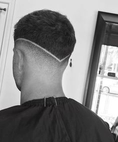 Haircut Selfie, Photo Hijab, Curly Hair Fade, Shaved Hair Designs, Men Haircut Curly Hair, Mens Hairstyles Thick Hair, Cute Hairstyle, Men Hair Color, Faded Hair