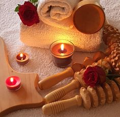 Massage Therapy Tools, Spa Massage Room, Massage Images, Spa Therapy, Wellness Massage, Holistic Therapies, Artist Logo, Beauty Therapy