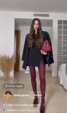 Maroon Tights Outfit Winter, Burgundy Tights Outfit Winter, Dresses With Tights Winter, Maroon Tights Outfit, Vsco Girl Aesthetic, Casual Holiday Outfits, Outfit Botas