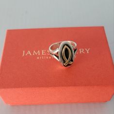 James Avery 14kt Gold Ichthus Fish Sterling Silver Yellow Gold Ring Size 6.5 Marks: Designer Signature 925, 14k Very Good Pre-Owned Condition Original Box Included James Avery Jewelry, James Avery, Yellow Gold Ring, 14kt Gold, Womens Jewelry Rings, Yellow Gold Rings, Sterling Silver Ring, Gold Ring, Silver Ring