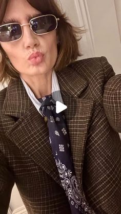 SARAH CORBETT-WINDER on Instagram: "NEW Scarf 🧣 Idea 💡" Diy Fashion Videos, Next Clothes, Fashion Videos, Diy Fashion, Dress Up, My Style, Sewing, On Instagram