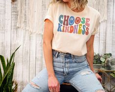 Retro Choose Kindness Shirt, Be Kind, Smiley Face Shirt, Positive Shirt Neurodiversity Shirt, Equality Shirt, Mama T Shirt, Nursing Shirts, Pride Shirts, School Shirts, Look Plus, Teacher Shirts, Special Education