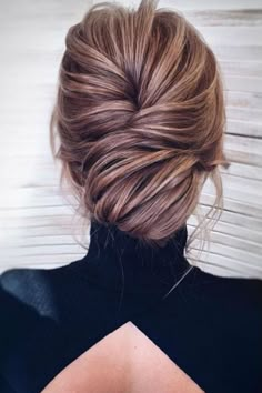 Sanggul Modern, Mother Of The Bride Hair, Low Bun, Wedding Hairstyles Updo, Prom Hairstyles, Olivia Palermo, Wedding Hair And Makeup, Bride Hairstyles