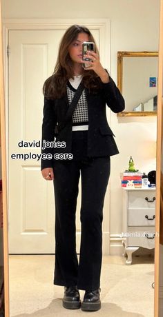 Kohls Employee Outfits, Buisness Formal Women Outfits Chic, Gen Z Corporate Outfit, Simple Interview Outfit, Business Casual Interview Outfit Woman, Job Interview Outfit For Women, Modest Business Casual, Interview Outfit Casual, Business Formal Outfit