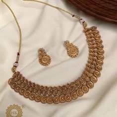 Pattern neckpiece with earrings Price - 599/- + freeship Pattern