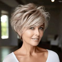 A beautiful cut for my growing out short pixie Short Haircuts For Older Women, Mom Hair, Haircuts For Older Women, Bob Haircut For Fine Hair, Messy Short Hair, Haircut Styles, Short Hairstyles For Thick Hair, Edgy Short Hair, Short Choppy Hair