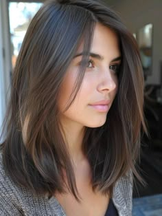 Haïr Cut Medium Hair, Thick Hair Haircut, Collarbone Length Hair, Haircut Inspo, Haircuts For Medium Length Hair, Layered Haircuts For Medium Hair, Straight Hair Cuts, Shoulder Length Hair Cuts