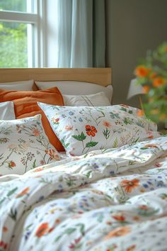 organic bed sheets, organic bed linen, sheets, bed, sustainable bedroom, non-toxic living Organic Bed, Green Sheets, Bedroom Essentials, Bed Linens Luxury, The Embrace