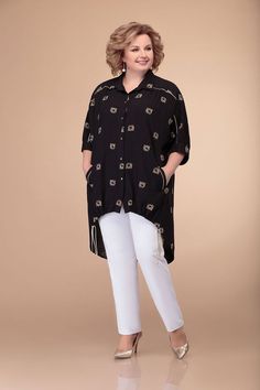 Chiffon Blouses Designs, Ladies Blouse Designs, Trendy Dress Outfits, Trendy Fashion Tops, Fashionista Clothes, Summer Dress Outfits, Stylish Dress Designs, Dress Shirts For Women