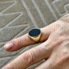 Oval Onyx Signet Ring , Gold Onyx Ring , Vintage Onyx Ring , Minimalist Onyx Ring , Silver Signet Ring , Wedding Ring , 925k Silver ★Item Details * Gender : Male / Female * Material : 925K Sterling Silver * Total weight : 15 Grams * Gemstone : Onyx Stone * Stone Size : 12x16 ✔ Ready to Ship in 1-2 Business Days .. ✔ Shipped to the Worldwide 1-5 business days with free shipping... ✔ The product will be sent to you with a handmade wooden box to avoid any damage during shipping... ✔ Visit our store Formal Onyx Open Ring, Classic Onyx Rings For Promise, Classic Onyx Promise Ring, Minimalist Onyx Ring For Formal Occasions, Minimalist Onyx Rings For Formal Occasions, Modern Onyx Ring For Anniversary, Modern Onyx Rings For Anniversary, Everyday Black Signet Ring With Polished Finish, Modern Oval Black Enamel Rings