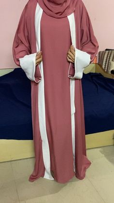 Shrug abaya design Shrug Abaya, Abaya Kimono, Modest Dresses Fashion, Abaya Designs, Arab Fashion, Digital Marketer