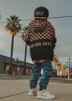 Cool Days Pullover Brown Moms Girl, Best Baby Bibs, Best Baby Bottles, Girls Denim Jacket, Womens Faux Fur Coat, Spring Hoodie, Cool Green, Cool Kids Clothes, Matching Sweatshirts