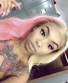 Diy Hair Extensions, Types Of Hair Color, Half And Half Hair, Blood Wallpaper, Black Girls With Tattoos, Glam Doll, Sleek Ponytail, Hair Crush, Dope Tattoos