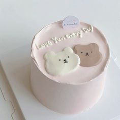 Cute Bear Cake, Cake Minimal, Cake Story, Korean Cake, Funny Birthday Cakes, Mini Cakes Birthday, Bento Cake, Cute Baking, Creative Birthday Cakes