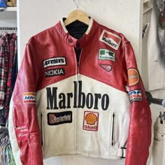 Vintage Marlboro Leather Motorcycle Jacket Large Moto Racer Jacket, Ducati 996, Motorcycle Fashion, Motorbike Jackets, Sports Jackets, Coats Vintage, Streetwear Fits, Iconic Dresses, Clothing Mockup