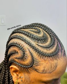 Freestyle feed ins, “alicia keys” feed ins  #freestylebraids #feedincornrows #braids #braidsforblackwomen Feedin Cornrows, Feed Ins, Alicia Keys, Braids For Black Women, Plaits