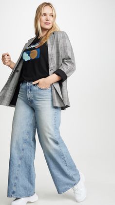 Pallazo Jeans Outfits, Plus Size Petite Outfits, Plus Size Denim Outfits, Outfits Gorditas, Wide Leg Jeans Outfit, Legs Outfit, Plus Size Looks, Plus Size Fall Outfit