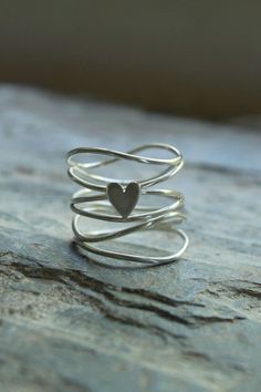 Wire Heart, Jewelry Board, Heart On, Pretty Jewellery, Silver Wire, Cute Jewelry, A Heart, Wire Jewelry