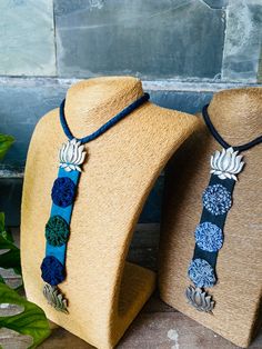 Diy Jewelry Set, Diy Jewellery Designs, Terracotta Jewellery, Hand Painted Jewelry, Hand Embroidery Design Patterns