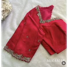 Handwork Blouse, Fashionable Saree, Netted Blouse Designs, Blouse Tops Designs, Sewing Easy, Simple Work, New Saree Blouse Designs, Fashion Blouses