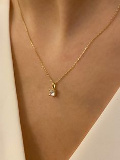 "ABOUT PRODUCT This 14K Gold Square Diamond Charm necklace is beautifully designed and hand crafted with our associates to make this a special gift for your loved ones. Knowing the value of our customers, We prepare each piece with extra care and attention. ITEM DETAILS Material: 14K Gold Approx: 1.29 gram Available colors: Gold, Rose Gold, White Gold Available Sizes: 14\" to 20\" ✪ 14k Solid Gold ( Certification will be included with your order ) ✪Available 14K White, Yellow, Rose Gold (also in Real Gold Necklaces Women, Minimal Jewelry Diamond, Minimalistic Necklace Gold, New Pendant Design Gold, Gold Jewelry With Diamonds, One Stone Necklace, Simple Pendants Gold, Dainty Gold Diamond Necklace, Minimalistic Gold Necklace