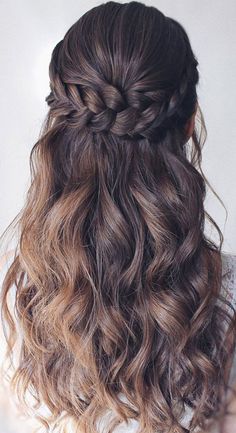 Wedding Hair Half, Prom Hair Down, Plaits Hairstyles, Bridesmaid Hair Half Up, Cute Hairstyles For Medium Hair