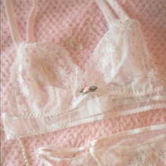 New With Tags (Nwt), In Original Packaging Fll For Vs Evie Bralette This Bralette Has Beautifully Delicate Lace, And Sheer Embroidery! It Also Has Adjustable Shoulder Straps And Pink Details. This Is From The Summer 2020 Collection And Is Sold Out Online - Super Rare To Find On Posh & Depop Tags: Victoria's Secret Pink Savage Fenty Thistle And Spire Bluebella Agent Provocateur La Perla For Love And Lemons For Love & Lemons Bra Lace Lingerie Valentine's Day Delicate Soft Pastel Cozy Delicate Lace Wedding Bra, White Lace Bra Feminine Style, Pink Feminine Bra For Wedding, White Lace Feminine Bra, Pink Lace Trim Bra For Wedding, Wedding Bra With Pink Lace Trim, Wedding Bra With Lace Trim In Pink, Feminine Wedding Bra With Delicate Lace, Pink Lace Trim Wedding Bra