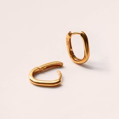 Featuring a rectangular shape with rounded edges, these effortless and vintage-inspired oval hoops add a subtle statement to every look. Our high quality Oval Hoops are made from solid Sterling Silver (stamped with 925) and are plated with real 18k Gold. These hoops are tarnish free when looked after properly. To keep your hoops looking shiny for longer we recommend you remove them before bathing and apply any lotions, perfumes or hairspray before putting on your jewellery. ✦ DIMENSIONS ✦  ・ App Yellow Gold Oblong Earrings For Everyday, Oblong Everyday Earrings For Pierced Ears, Minimalist Jewelry With Rounded Edges For Everyday, Classic Everyday Jewelry With Rounded Edges, Gold Oblong Huggie Earrings For Everyday, Gold Rectangular Earrings For Everyday, Yellow Gold Everyday Hoop Earrings, Everyday Tarnish Resistant Oblong Earrings, Elegant Everyday Jewelry