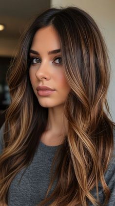 Fall Brown Hair Straight, Dark Honey Balayage On Dark Hair, Cute Brunette Hair Colors, Hair Colors For Natural Brunettes, Honey Brown Hair Balayage, Hair Glossing Before And After Brunettes, Honey Brunette Balayage, Dark Honey Hair Color, Honey Brown Balayage