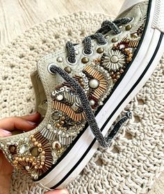 Beaded Sneakers Diy, Beaded Sneakers, Upcycle Shoes, Painted Shoes Diy, Haute Couture Embroidery, Shoes Hack