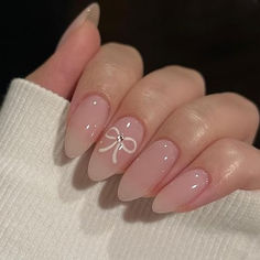 قلادات متدلية, Soft Nails, Girls Nails, Clean Nails, Artificial Nails, Cute Acrylic Nails, French Manicure