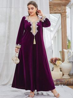 Plus Guipure Lace Panel Contrast Tape Tassel Velvet Dress | SHEIN USA Velvet Dress Plus Size, Couture Beading, Womens Winter Dresses, Winter Plus Size, Blouse Casual Fashion, Velvet Sleeve, Islamic Dress, Guipure Lace, Maxi Gowns