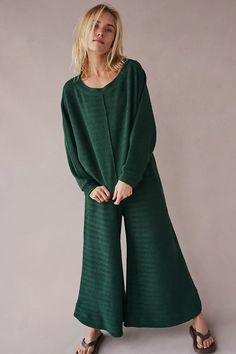 Trina Set | Free People Bright Colors Fashion, Relaxed Fit Pants, Spring Break Outfit, Winter Boho, Pants Loose, Brunch Outfit, Cozy Knit, Loose Pants, Boat Neckline