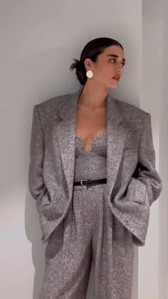 Business Casual Suit, Mode Abaya, Fashion Business Casual, Grey Outfit, Business Formal, Formal Business, Casual Suit, Business Casual Outfits, Suit Fashion