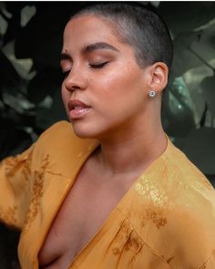 #thebaldierevolution Woman Bald Fade, Bald Black Beauties, Afro Wedding Hairstyles, Short Natural Styles, Natural Hair Twa, Short Natural Haircuts, Flat Twist Updo, Chic Short Hair, Natural Hair Accessories