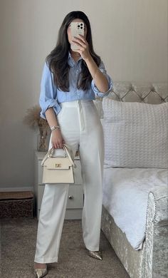 Look Casual Chique, Business Attire Women, Lawyer Outfit, Casual College Outfits, Casual Chique