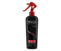 Most of us are guilty of going straight for our heat styling tools, but eventually that heat causes split-ends and dry hair. Beforeyou heat style, prep and protect your locks with TRESemmé Thermal Creations Protective Spray Heat Tamer for a finished look that's shiny and enviably soft. Would you ever grab a hot pan without oven mitts? No. And when heat appliances like flat irons and curling irons can reach up to 450°F; you should never use them on your hair without a heat protection spray either Best Heat Protectant Spray, Heat Spray, Heat Protectant Spray, Heat Protectant Hair, Heat Protector, Flat Irons, Heat Styling, Heat Protectant, Sleek Hairstyles