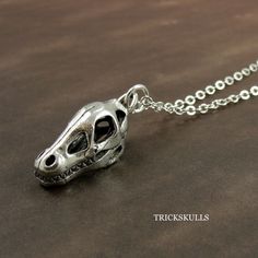 Dinosaur T-Rex 3d Jurassic Dino Fossil Skull Streetwear Pendant This 3d T-Rex Pendant Necklace Has Detailed Alloy Casting And Includes An 18” Inch Stainless Chain With A Lobster Clasp. The Skull Design Is A Little More Paleontologist Than Punk Rock, So You Can Wear It With Glasses And Look Smart. Ships Free, New And Sealed In A Black Velvet Jewelry Pouch. See Our Other Listings For More Skull And Dark Themed Jewelry! Dino Dig, Dinosaur Skull, 3d Dinosaur, Gold Band Wedding Ring, Dinosaur Fossil, Dinosaur Necklace, Jewelry Piercing, Heart Shaped Pendant Necklace, Dinosaur Gifts