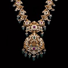 Pachi Ruby Emerald Jewellery - 22 KT yellow gold (84.181 gram) - HRH/290