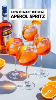 How to make the real Aperol Spritz, a classic Italian cocktail. The image shows three glasses of Spritz with ice, Prosecco, Aperol, soda water, and orange slices for garnish. A bottle of Aperol and fresh orange slices are also featured, highlighting this refreshing drink. Italian Alcoholic Drinks, Italian Cocktail Recipes, Spritz Drink, Orange Drink, Italian Drinks, Italian Cocktails, Cocktail Appetizers