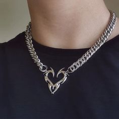 grunge heart chain necklace boogzel apparel Goth Necklace, Rock Necklace, Y2k Jewelry, Goth Jewelry, Heart Choker, Mens Jewelry Necklace, Heart Chain, Style Punk, Unisex Jewelry