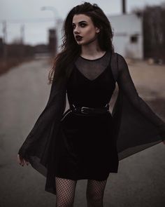 Ricky Aimee, Summer Goth Outfits, Goth Outfit Ideas, Casual Goth, Dramatic Sleeves, Witchy Fashion, I Want To Know