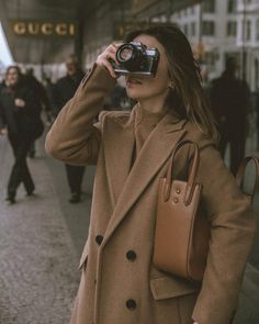 Stil Boho, Easy Style, Foto Poses, Dark Academia Aesthetic, Light Academia, Brown Aesthetic, Mode Vintage