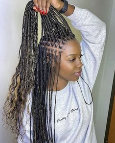 Neat Black Hairstyles, Low Maintenance Braids For Black Women, Neat Knotless Braids, Small Braids For Black Women, Small Knotless, Small Box Braids, Hairstyle Tips, African Hair Braiding Styles, Cute Box Braids Hairstyles