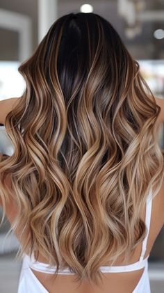 Baylage Hair, Fall Blonde Hair Color, Rambut Brunette, Fall Blonde Hair, Balayage Hairstyles, Brunette Hair With Highlights, Brunette Balayage Hair, Hair Color Techniques, Balayage Brunette